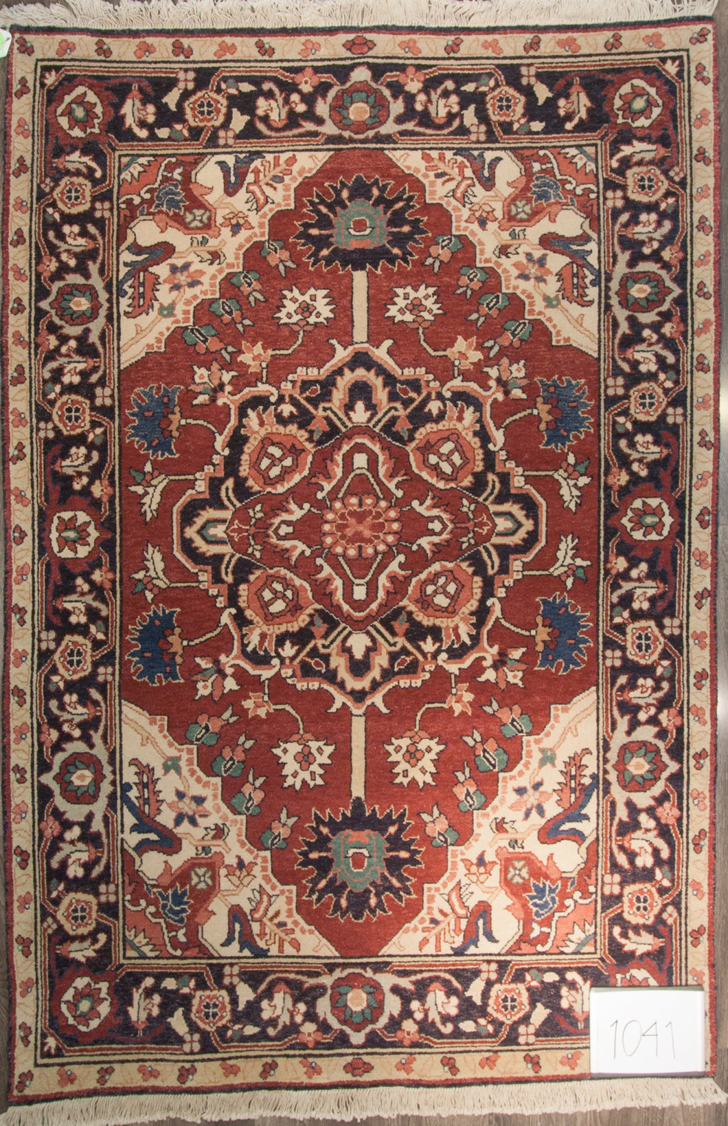 P1041 TURKISH KNOT 5'5