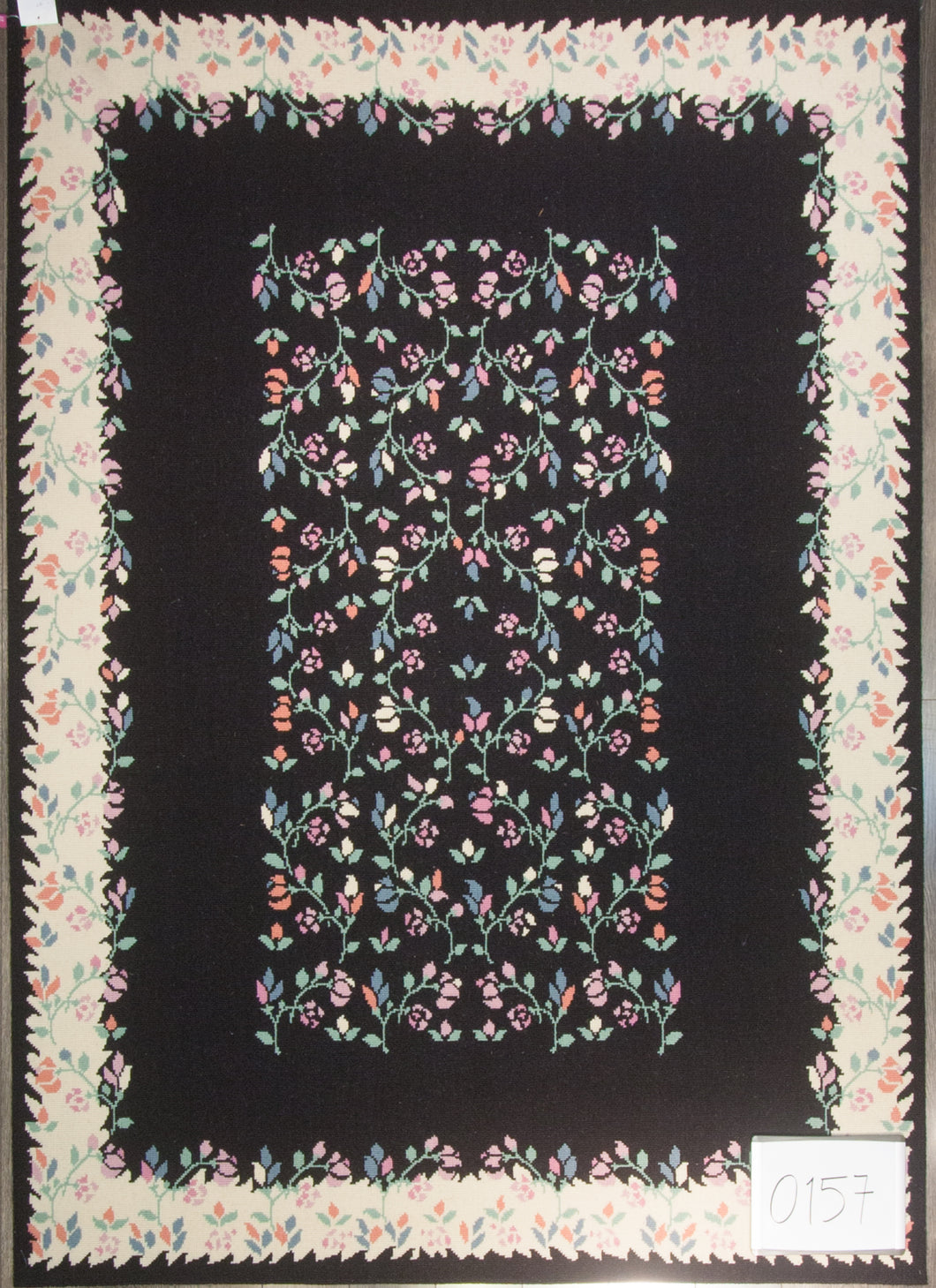 P157 PETIT POINT 5'7