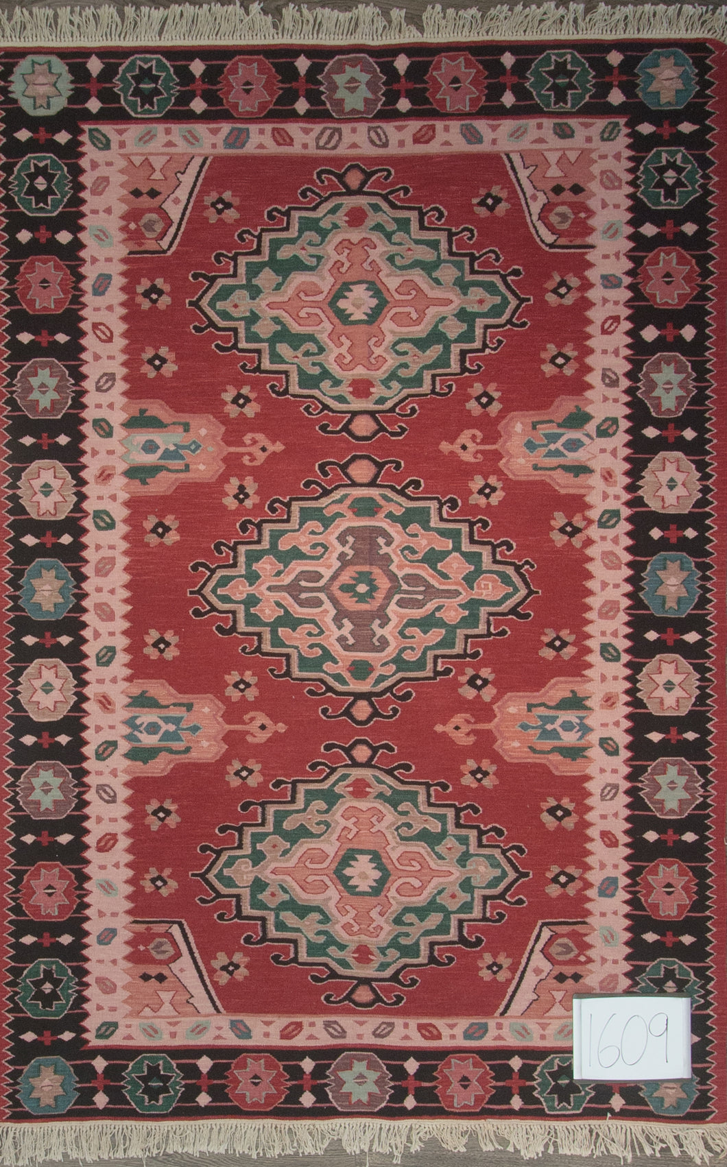 P1609 Burgundy Glam 5'6