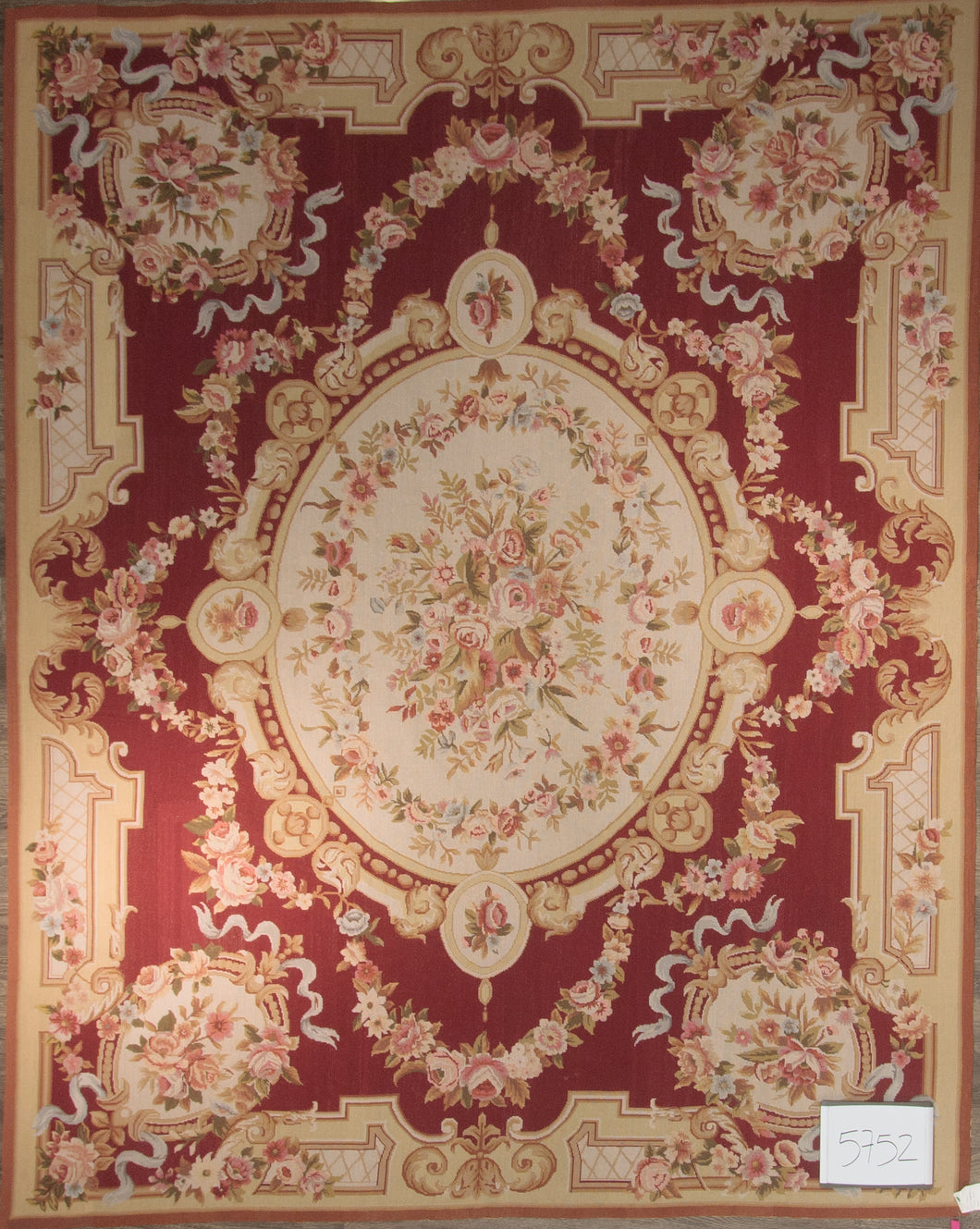 P5752 French Collection 8' x 10'