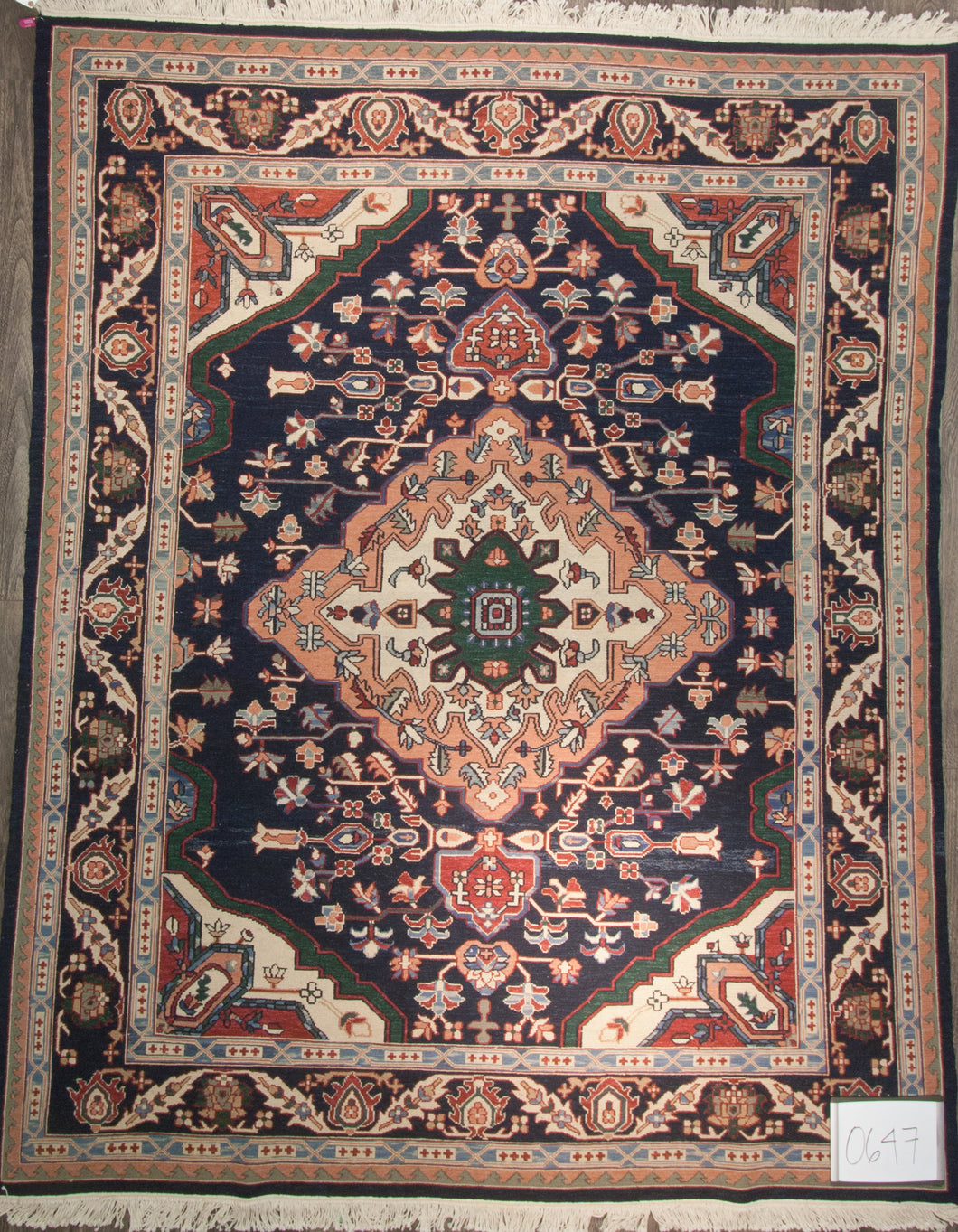 P647 Vintage Market 7'9